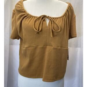 SO Junior's Crop Top XXL Short Sleeve NWT Gold